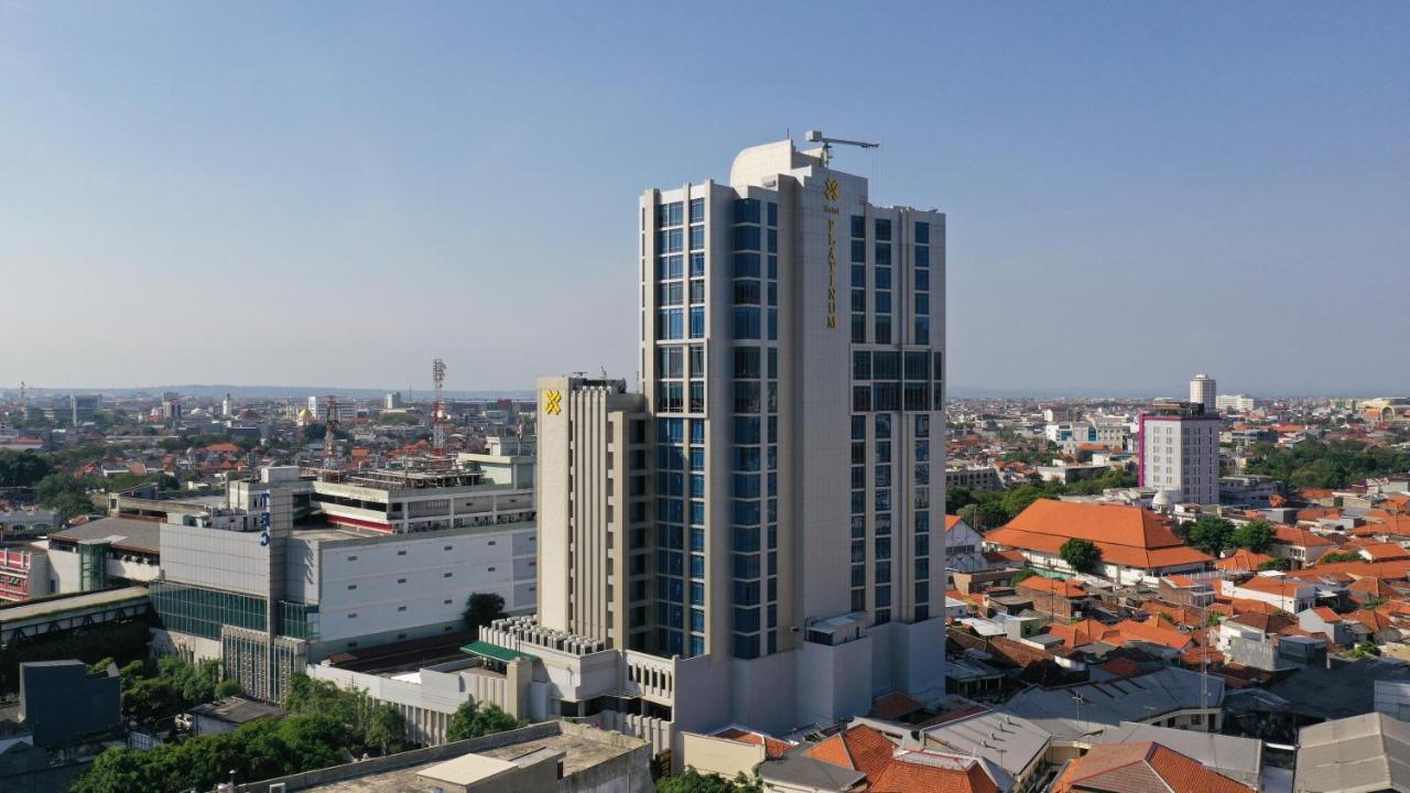 Platinum Hotel Tunjungan Surabaya Eksteriør billede