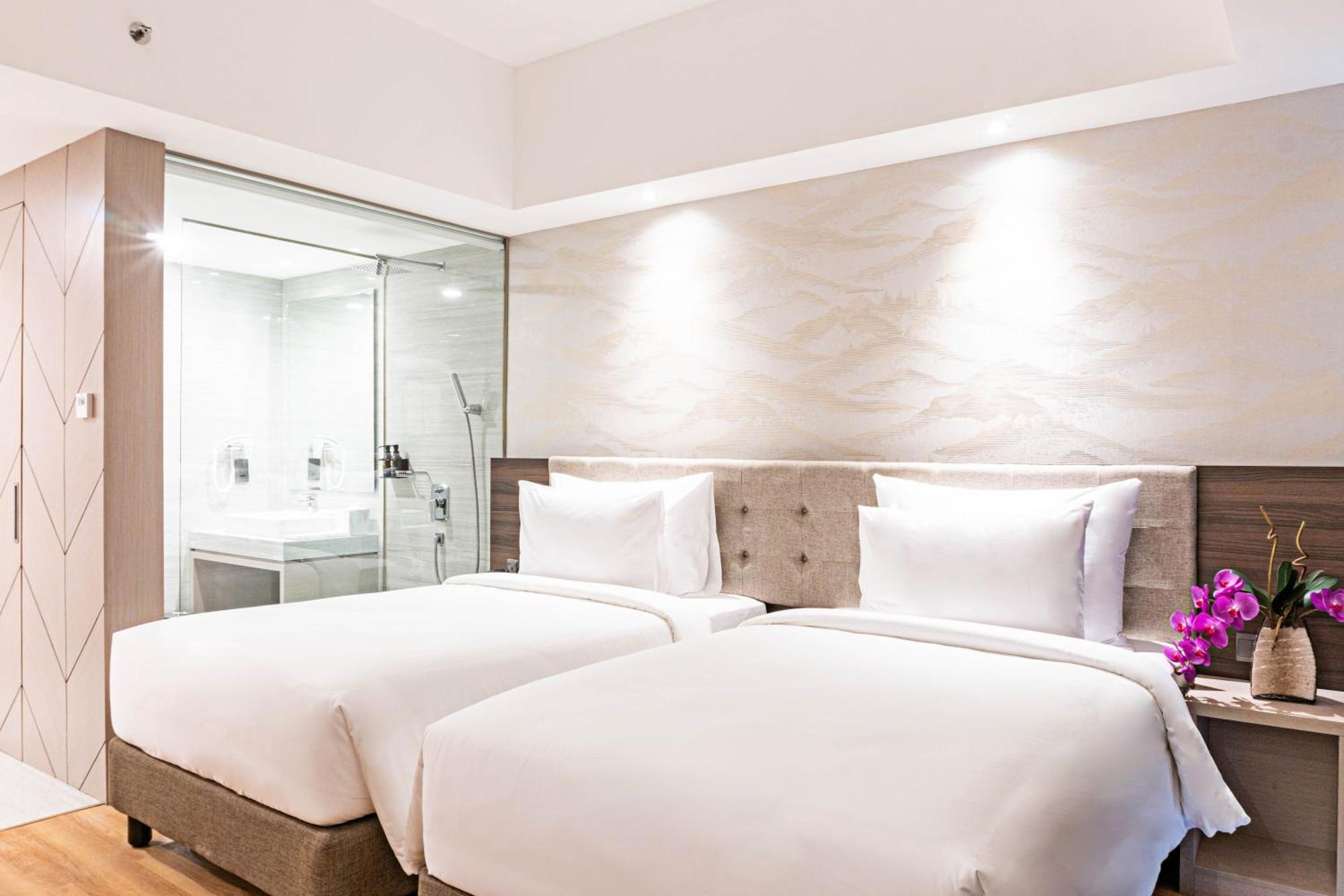Platinum Hotel Tunjungan Surabaya Værelse billede