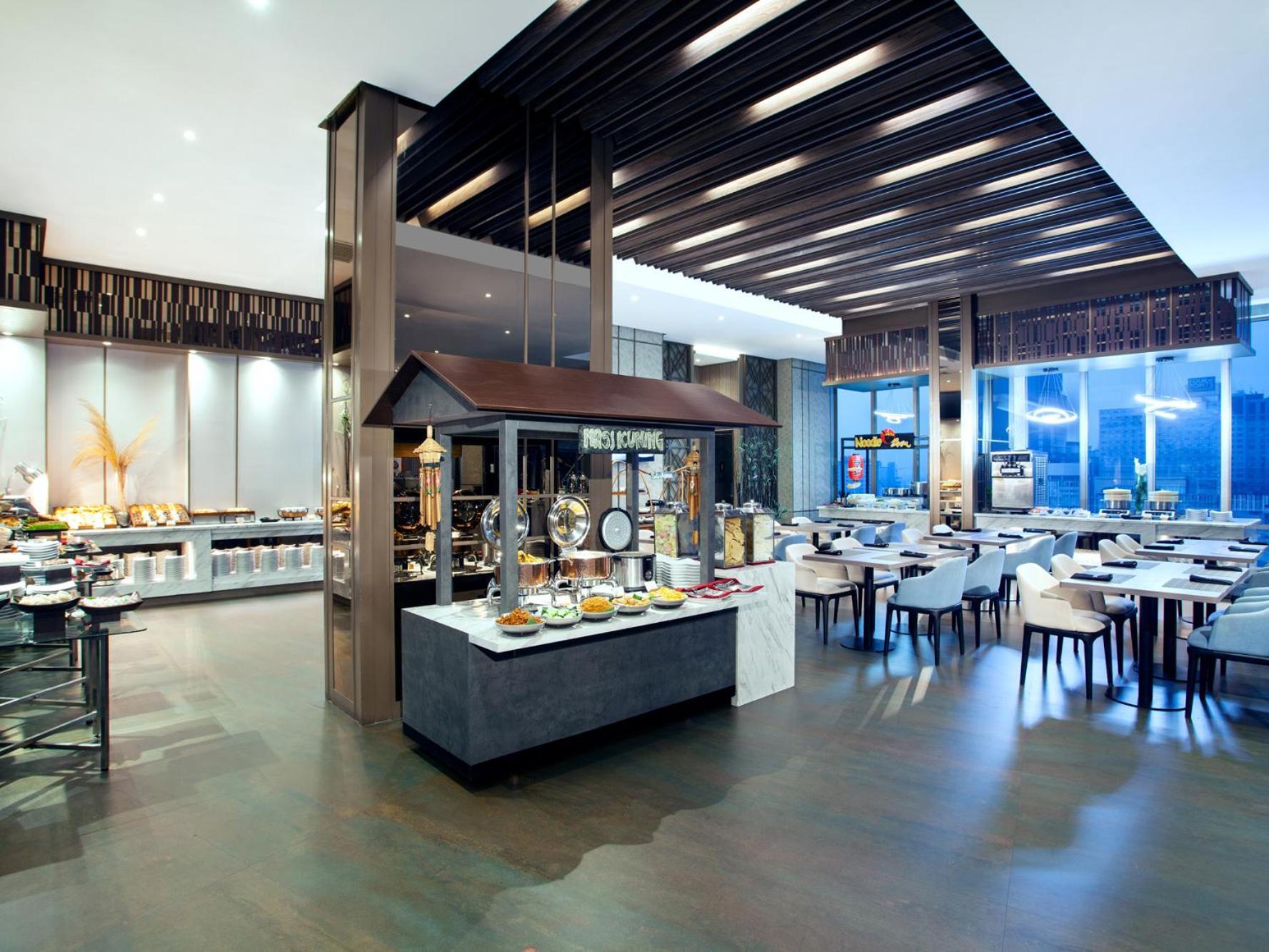 Platinum Hotel Tunjungan Surabaya Eksteriør billede